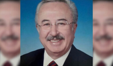 Eski bakan Mehmet Kocabatmaz hayatını kaybetti